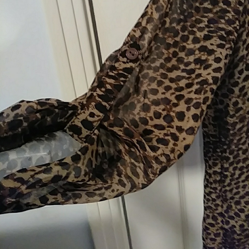 Top - Picture 2 of 4